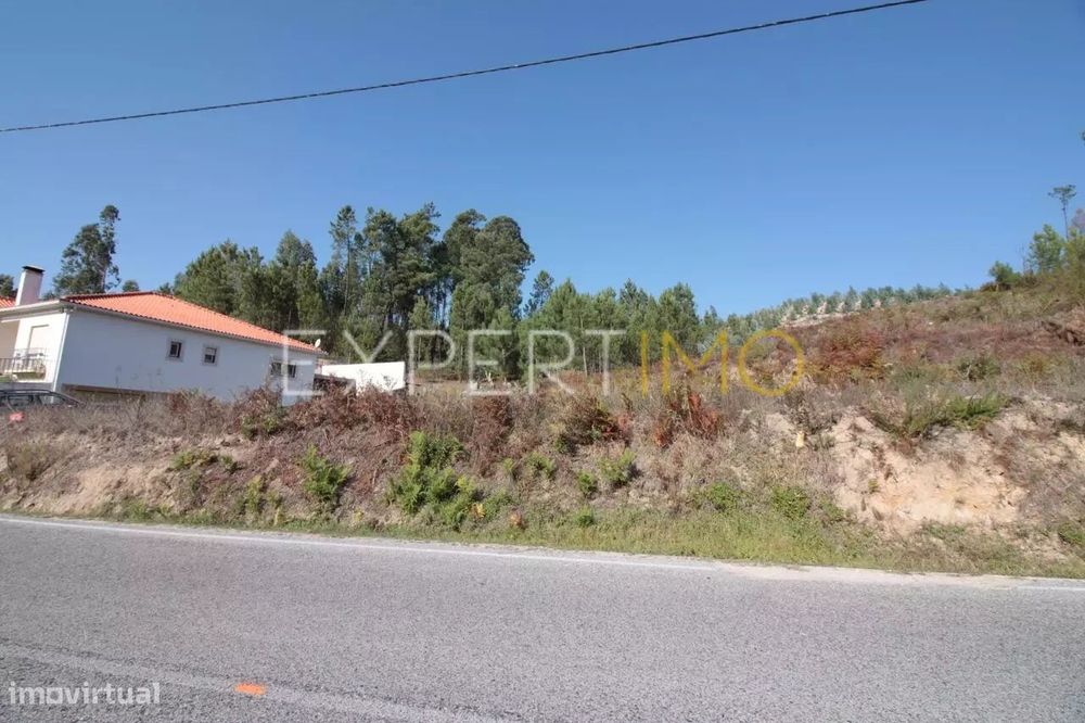 Terreno com índice construtivo em Gondemaria (Ourém)
