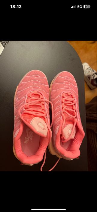 Pink Nike TN Air Max Plus