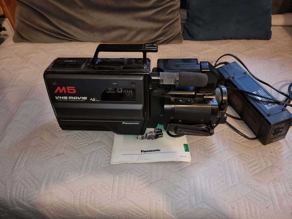 Panasonic- kamera wideo VHS M 5