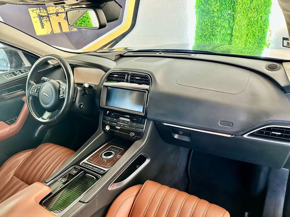 Jaguar F-Pace 3.0 TDV6 Prestige AWD Aut.