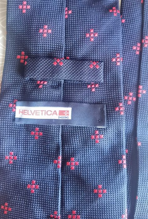 Gravata Helvetica Swisseng