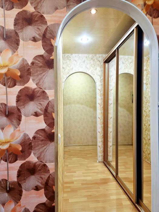 Продаж: ТЕПЛА, ВЕЛИКА, ГАРНА 2-кімн. квартира на ж/м Тополя-1