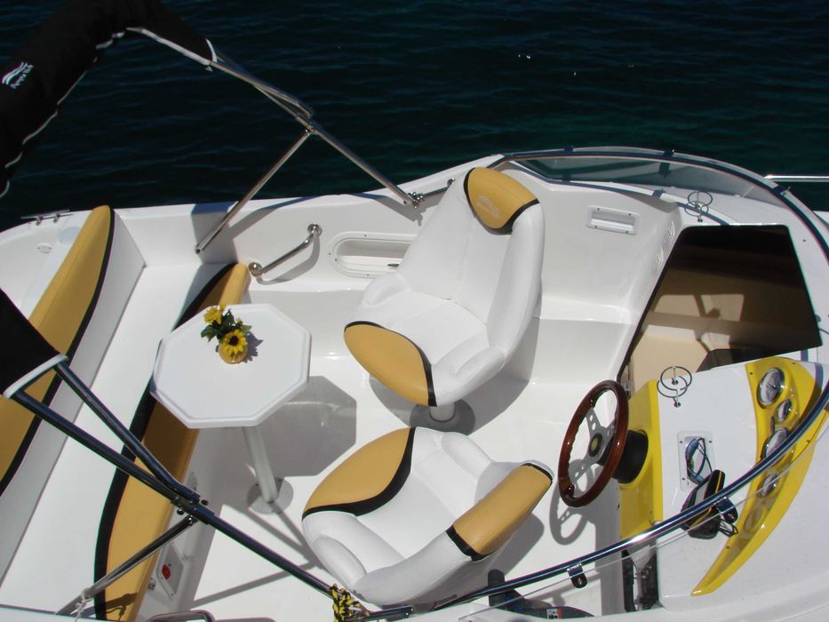 OKAZJA zarejestrowana  łódź OLYMPIA 570 z silnikiem  EVINRUDE 90 KM