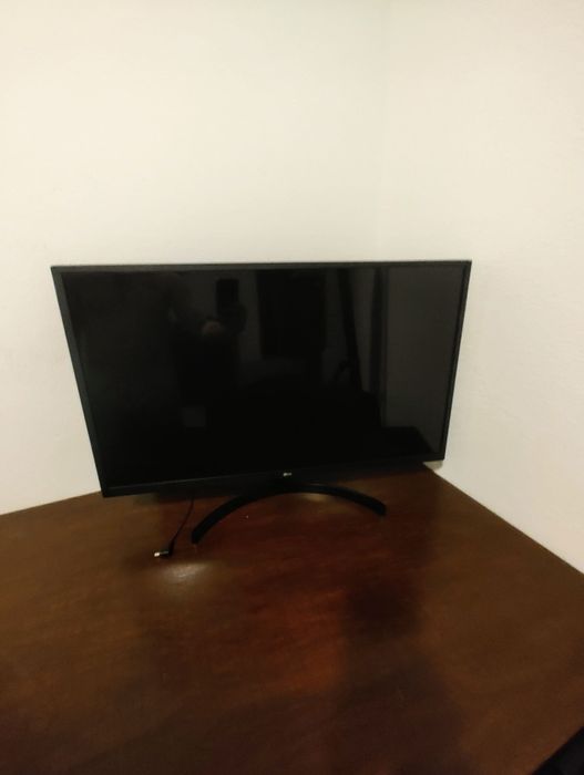 LG monitor/ full hd. 1080p/75hz/ 32 polegadas