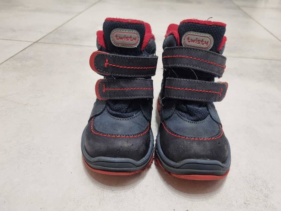Buty zimowe, śniegowce, trzewiki 23