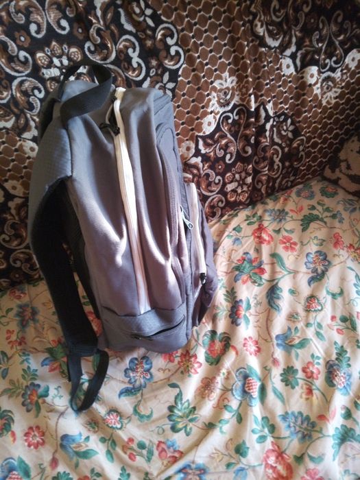 Рюкзак чоловічий сірий