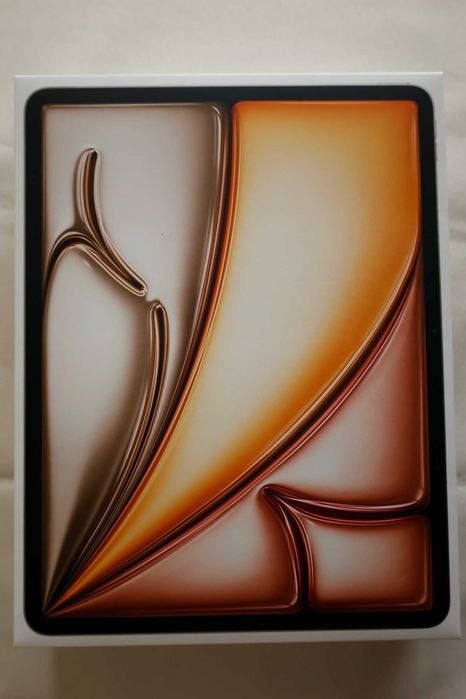 tablet apple  iPad Air 13" 7 gen.  128 GB Wi-Fi Księżycowa poświata