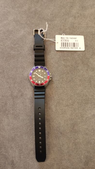 Relógio Casio Duro MDV-10 "Pepsi"