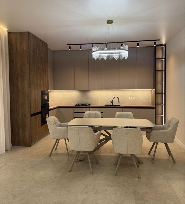 Продаж будинку з Газом 3 окремі кімнати | Гардеробна | Камін | 145м2 |