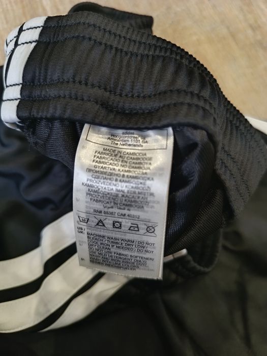 Спортивні штани джогери від Adidas
