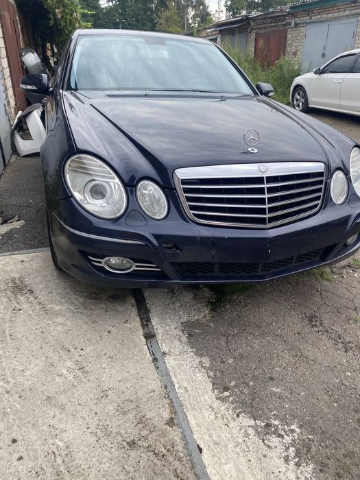 В разборе БМВ е34 м51 1996 гада механика и Мерседес 211 ом642