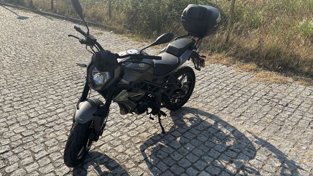 Mota Benelli BN 125