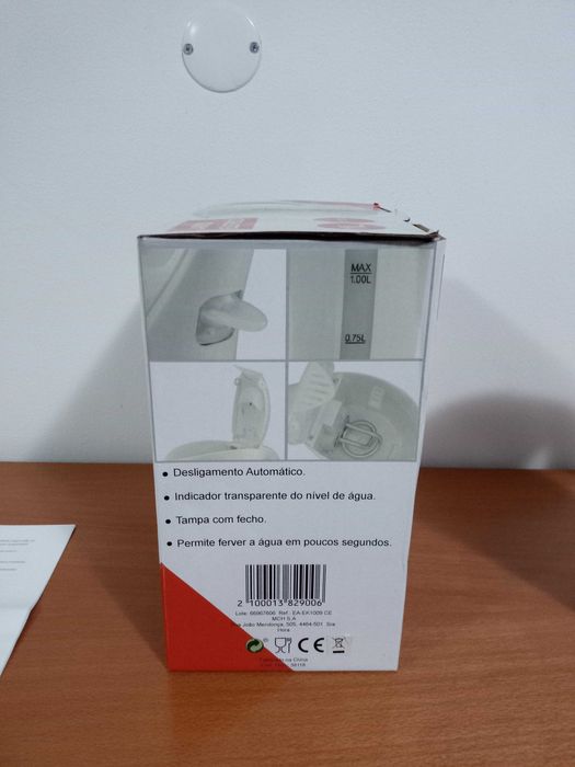 Jarro Elétrico 1 Litro Novo (apenas 1 utilização)