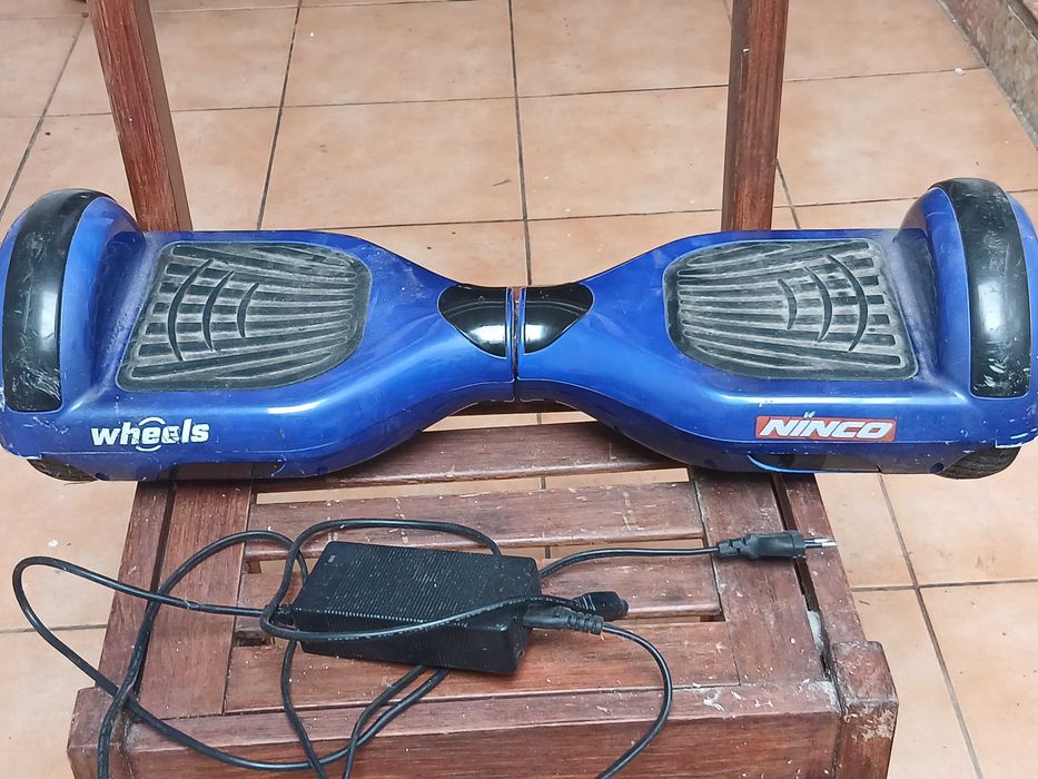Hoverboard NINCO Wheels — Elétrico, Moderno e Pronto a Andar!