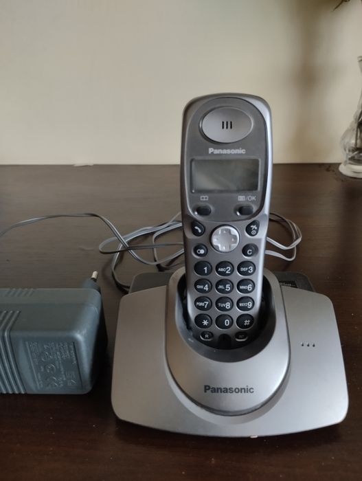 Продам радіотелефон Panasonic