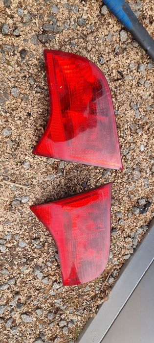 Audi a4 b7 lampa tył lewa w klapę kombi oryginał