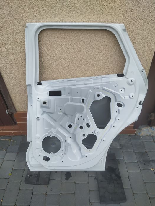 Drzwi prawy tył prawe tylne Renault Captur 13-