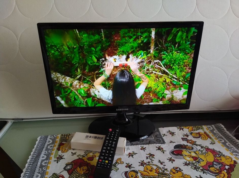 Monitor televisão 22 polegadas casa quarto apartamento vivenda escritó