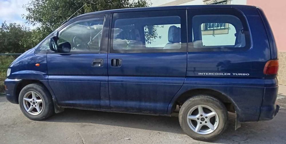 mitsubishi space gear 2.5TD