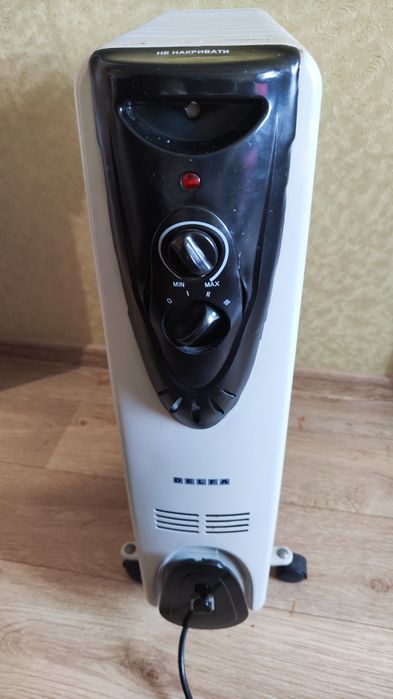 Продам маслянный обогреватель Delfa