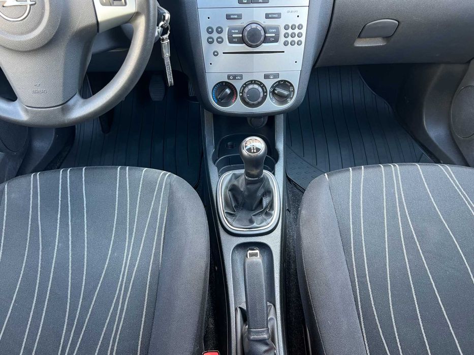 Opel Corsa 2010 1.2 Enjoy - Só 37.000 Klm´s reais e comprováveis