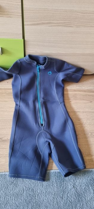 Pianka Decathlon neopren do pływania nurkowania na basen  143-152cm