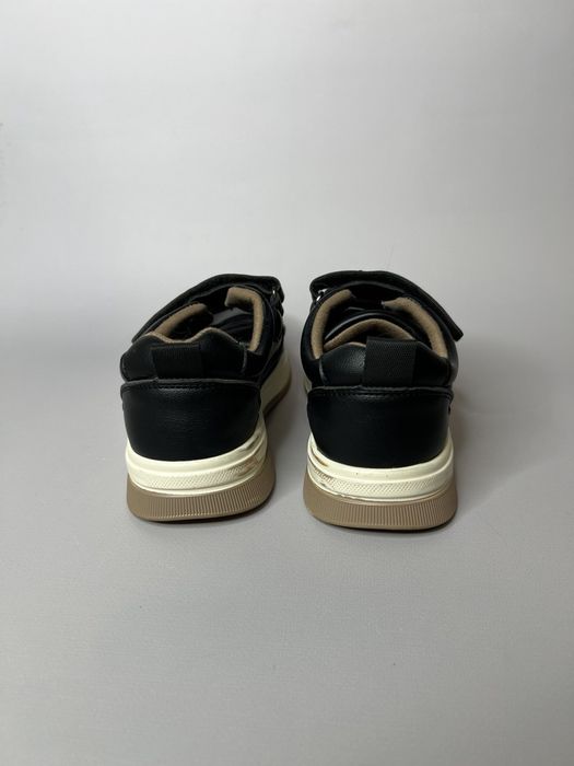 Дитячі ботинки чоботи закриті туфлі