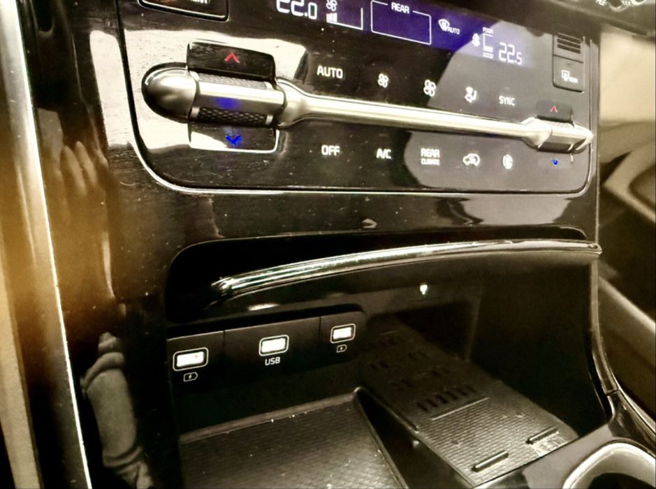 KIA Carnival Dizel. 2021r.