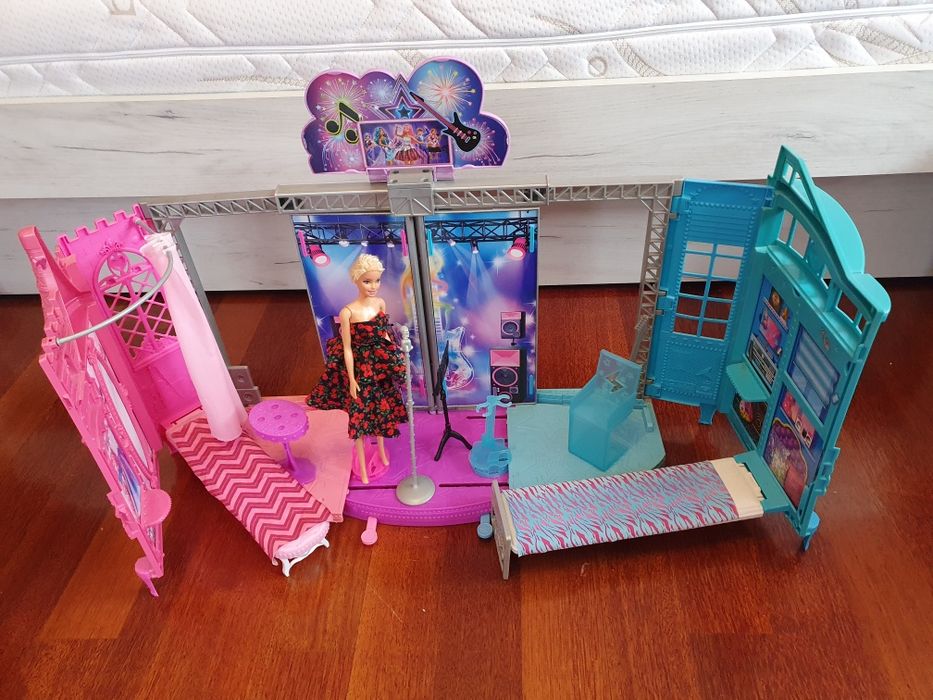 Rockowa scena Barbie