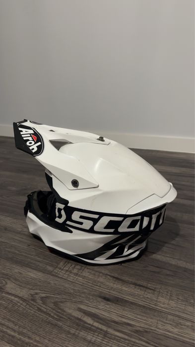 Kask Airoh xl polecam