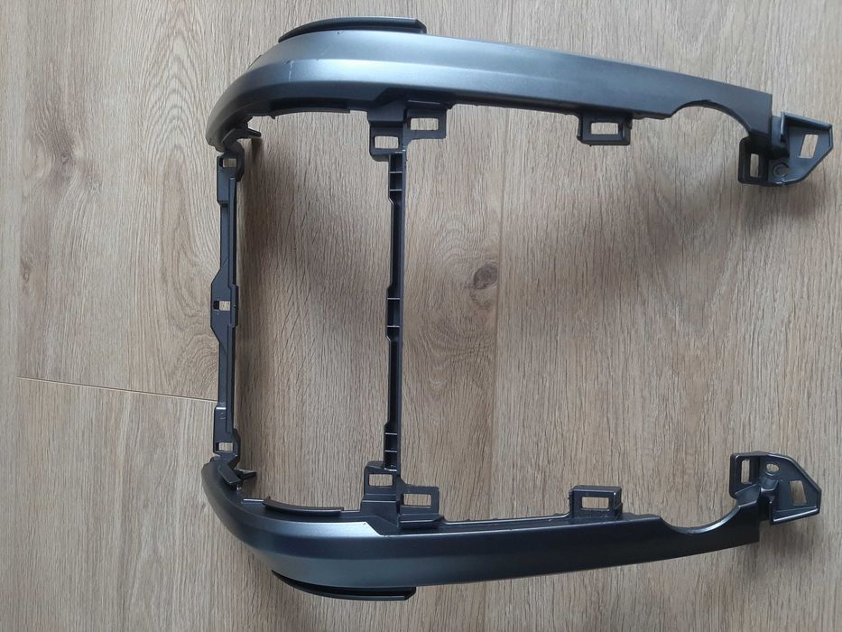 Honda CR-V III - ramka radia i klimy