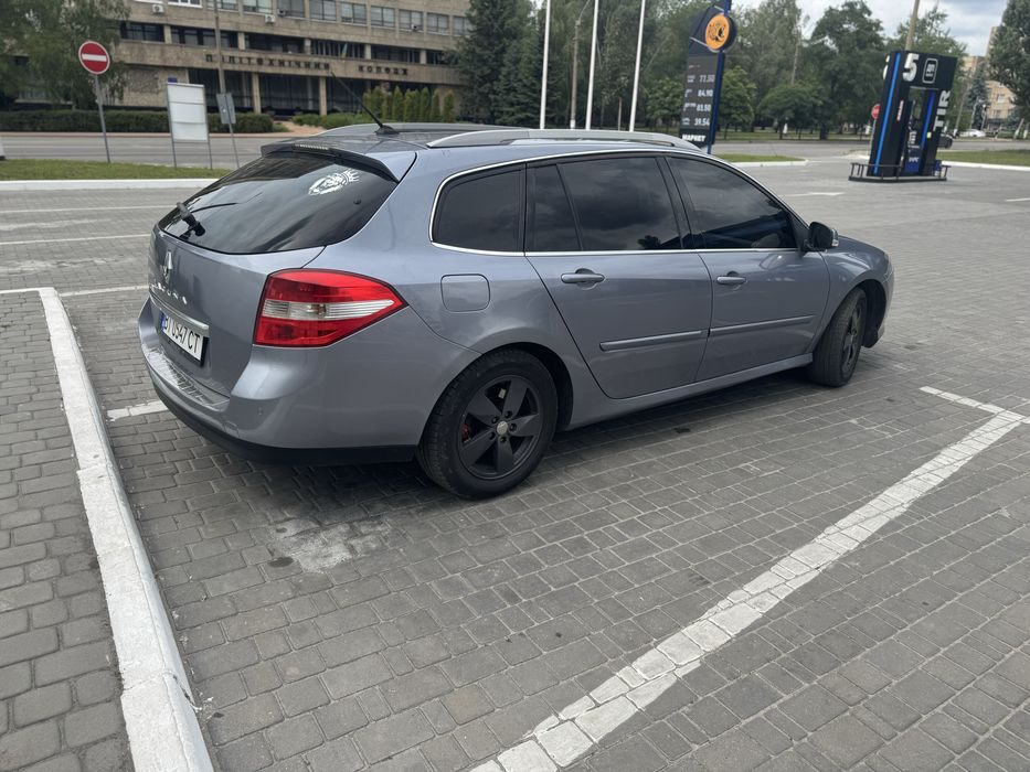 Ranault Laguna3 гарний стан