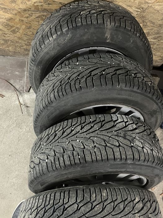 Колеса, резина з дисками