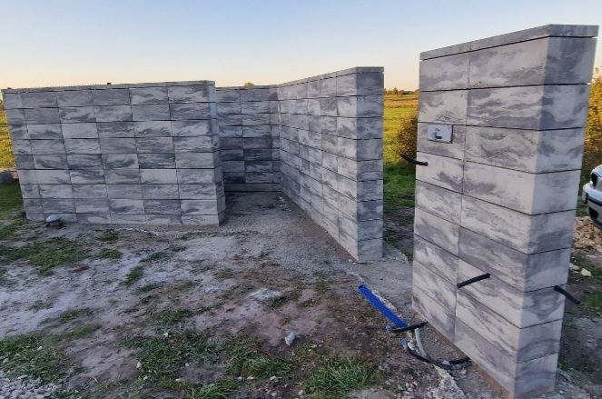 Kompleksowy montaż, budowa ogrodzeń/Usługi brukarskie