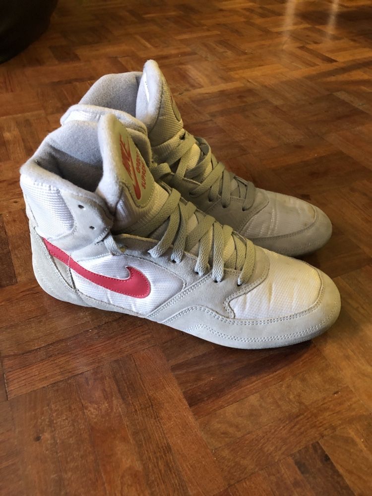 Nike greco supreme white sale