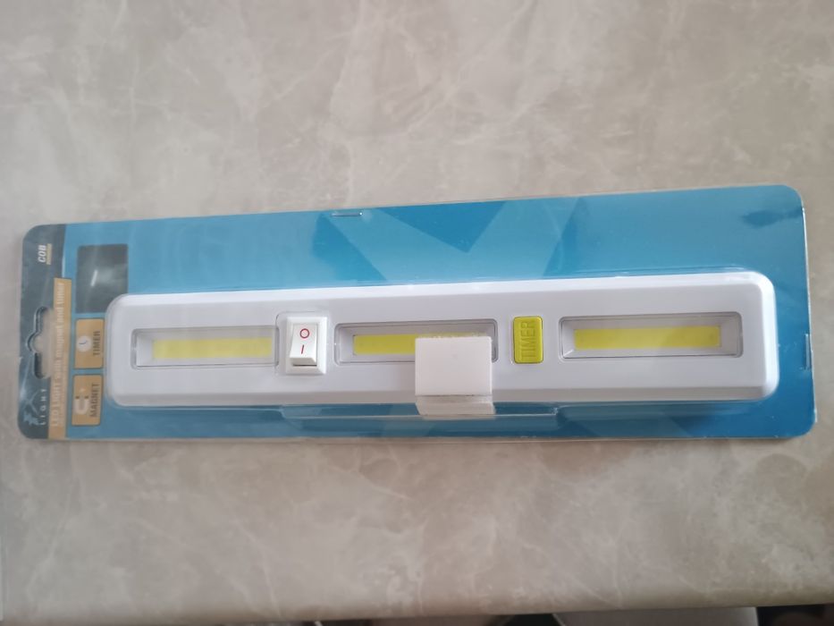 Лед світильник магнітний з таймером