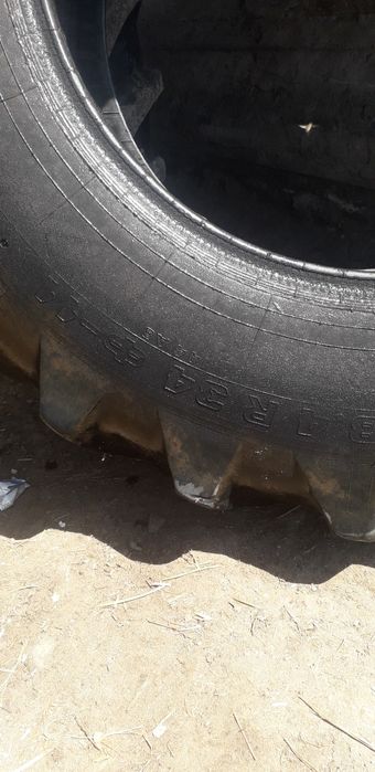 Opony  dwie orginalne 18,4R34  BELSHINA  RADIALNE