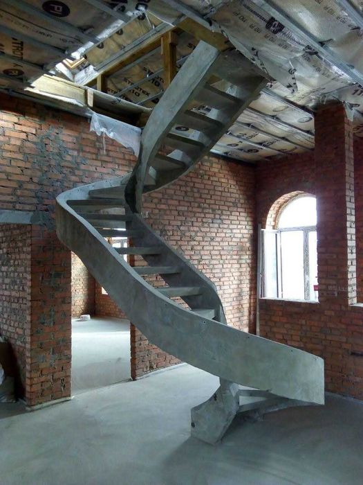 Бетонные лестницы под ключ. Изготовление бетонных изделий. Сходи.