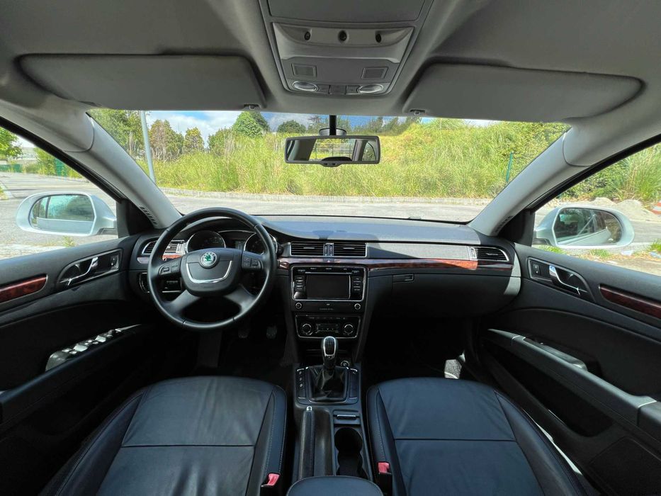 Skoda Superb 1.6 TDI Elegance Nacional
