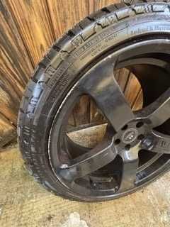 Jantes Aversus e pneus Radar Renegade 275/40 R22 108V XL