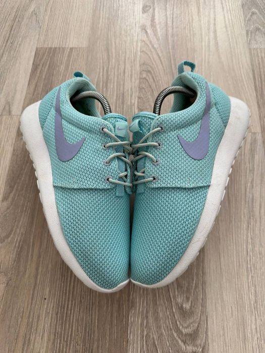 Buty sportowe Nike Roshe Run “Glacier Ice” 39 (25 cm)