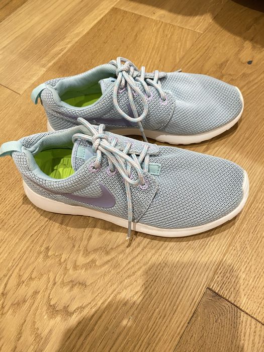 Кросівки Nike жіночі ромір 36