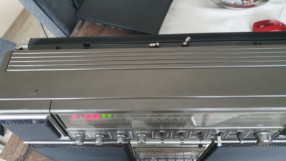 Radiomagnetofon Schmit SRR7575