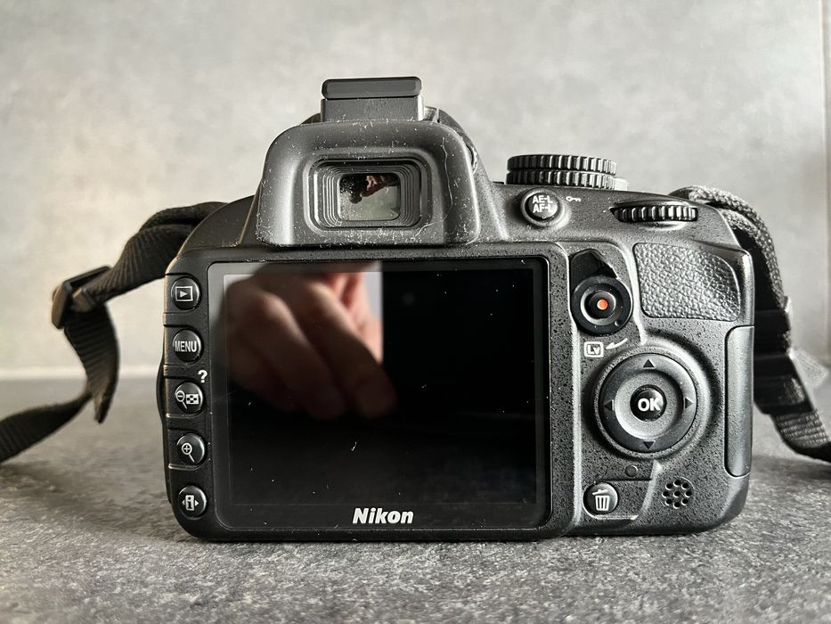 Фотоапарат Nikon D3100