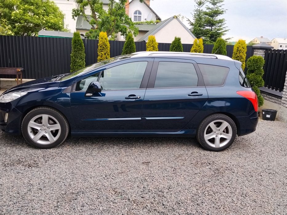 Peugeot  308 sw spot.