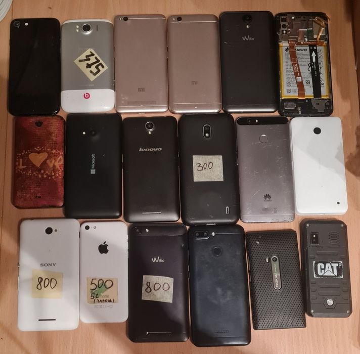 Лот телефонів Samsung iPhone se 2020 apple айфон самсунг Sony