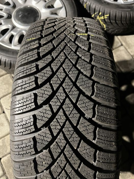Opona zimowa 185/55/15 Bridgestone Blizzak LM005