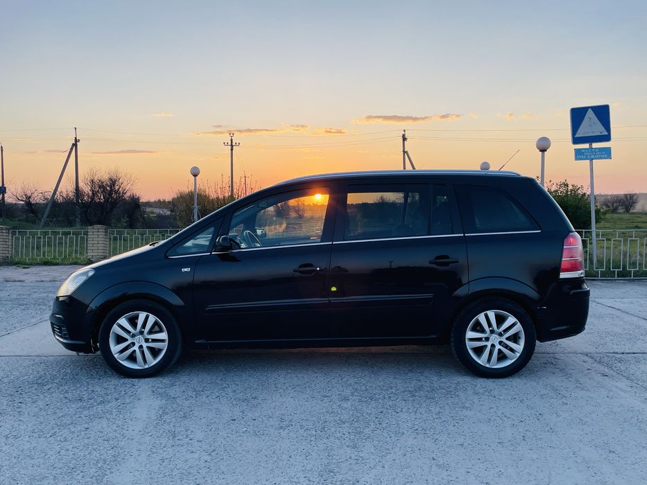 Продам Opel Zafira B 1.9TDI