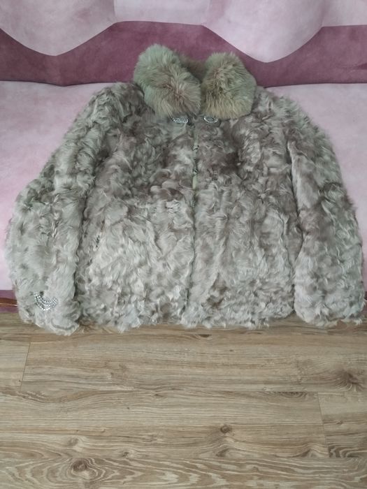 Продам полушубок у хорошому стані