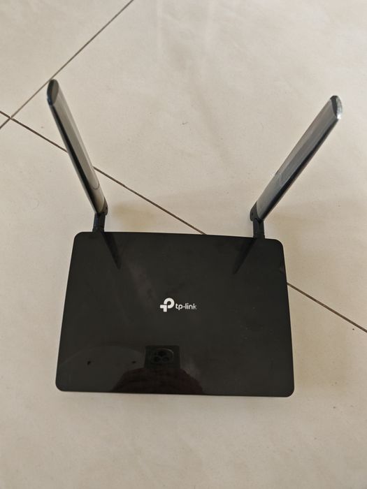 Router TL-MR6400 TP-link modem wejście na kartę SIM wifi domowy 4G LTE